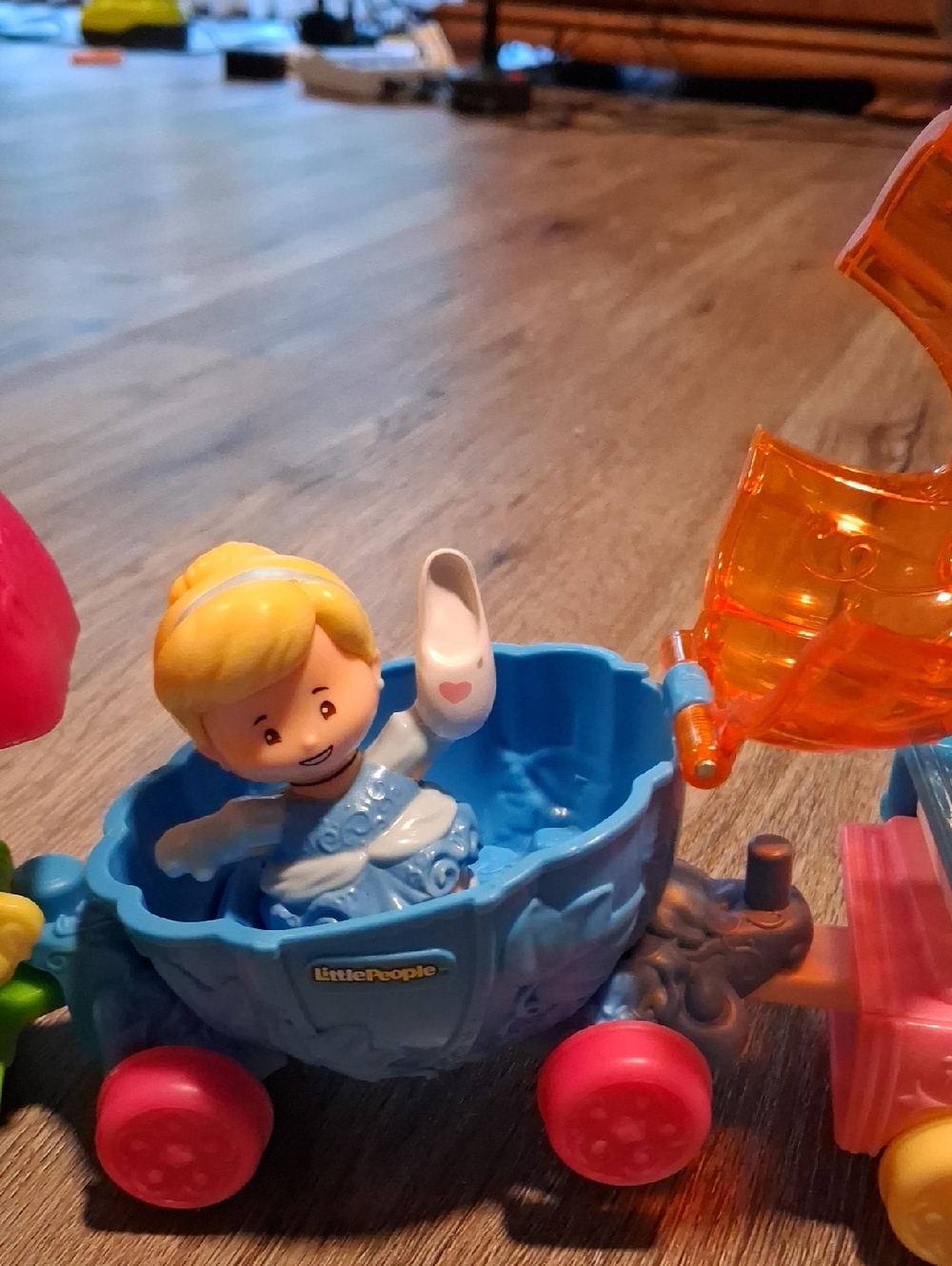 Fisher Price Disney Princess Train - Picture 7 of 14
